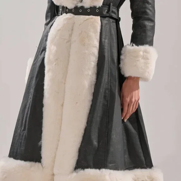 AKIRA VIVIAN FUR TRIM TRENCH IN GREY Size SS - Picture 3 of 3